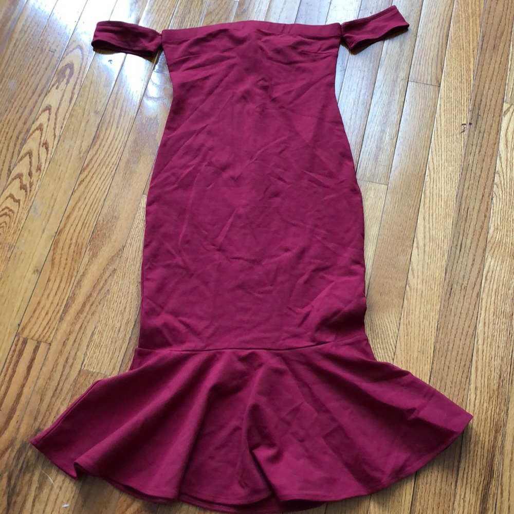Off the shoulder knee length skirt